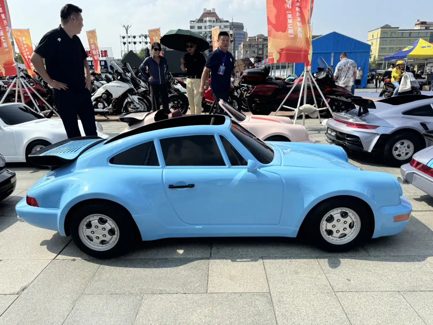 964-Inspired Retro Go-Karts — single-seat image for commercial closed-venue electric go-kart buyers