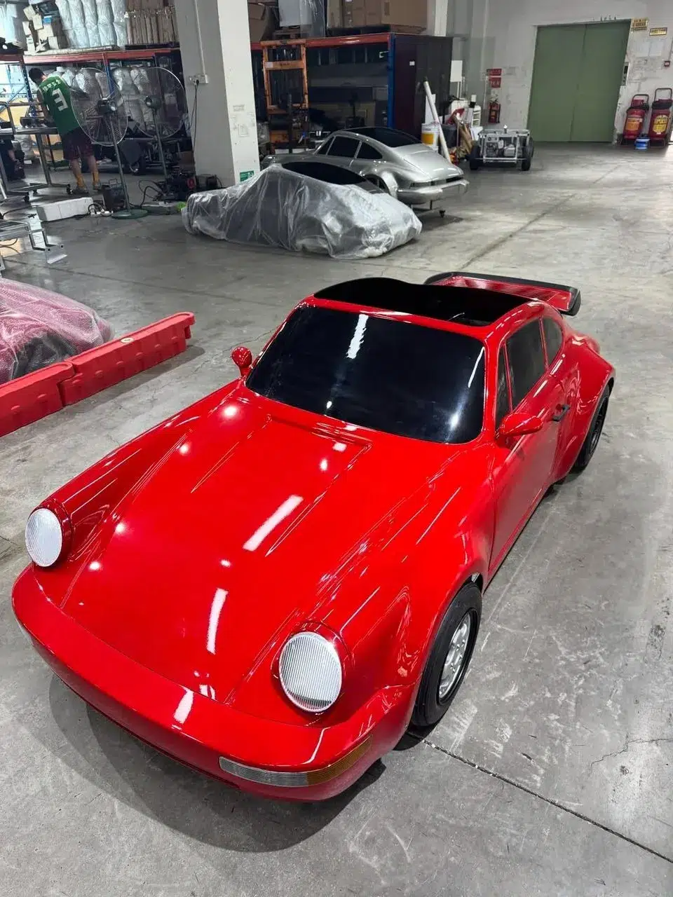 964-Inspired Retro Go-Karts — single-seat image for commercial closed-venue electric go-kart buyers
