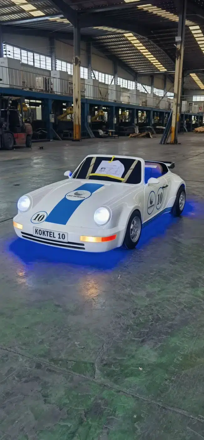 964-Inspired Retro Go-Karts — two-seat image for commercial closed-venue electric go-kart buyers