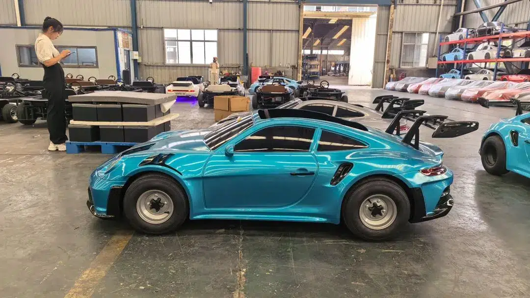 GT3 Widebody Sport Go-Karts — single-seat image for commercial closed-venue electric go-kart buyers