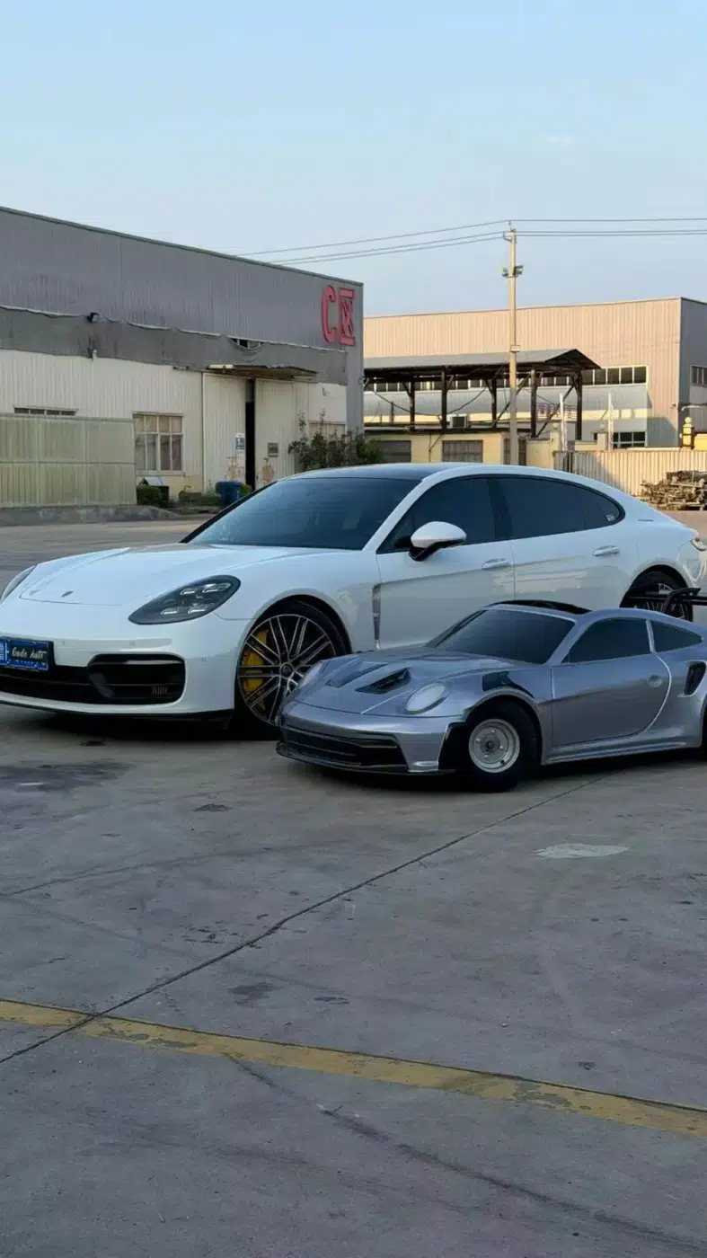GT3 Widebody Sport Go-Karts — single-seat image for commercial closed-venue electric go-kart buyers