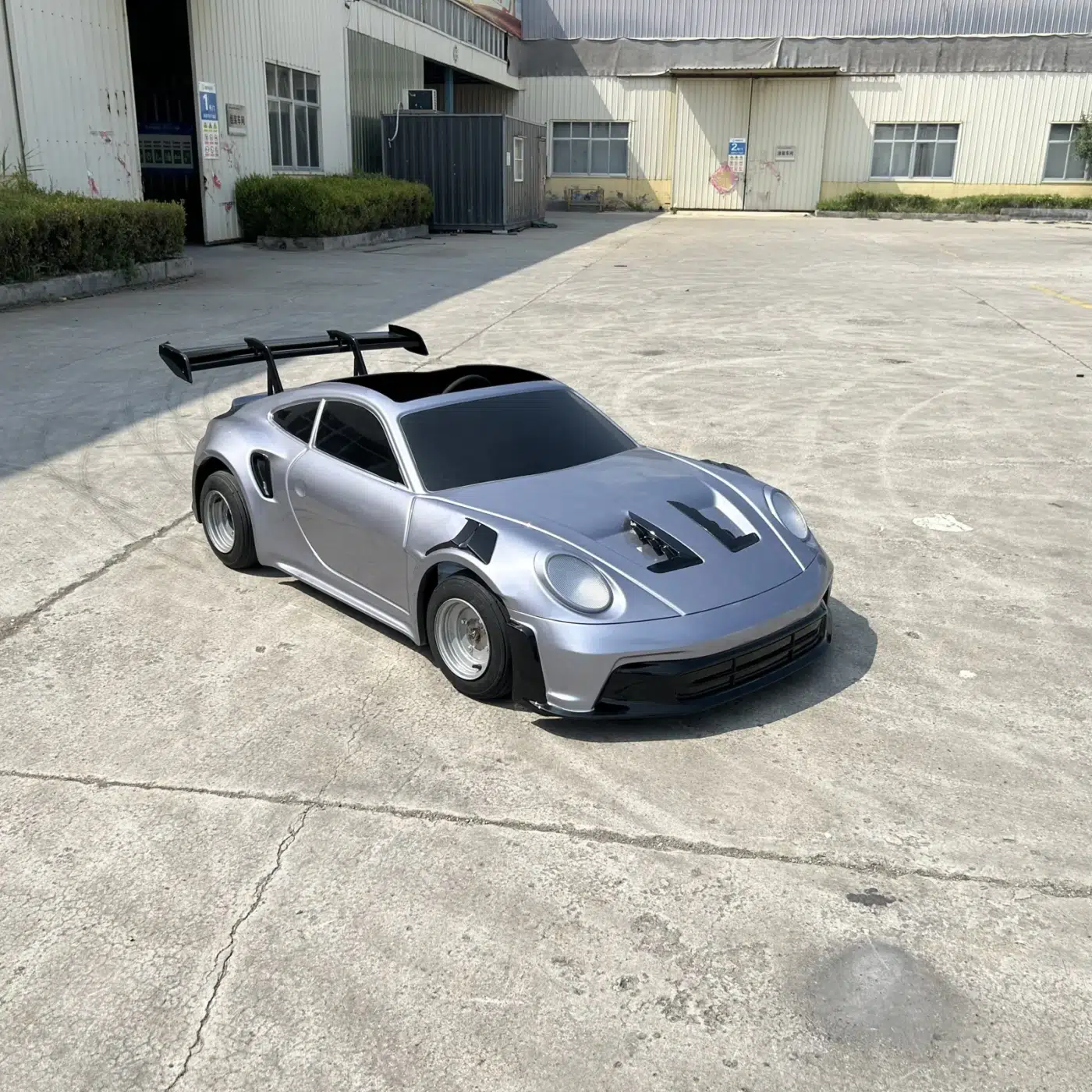 GT3 Widebody Sport Go-Karts — single-seat image for commercial closed-venue electric go-kart buyers