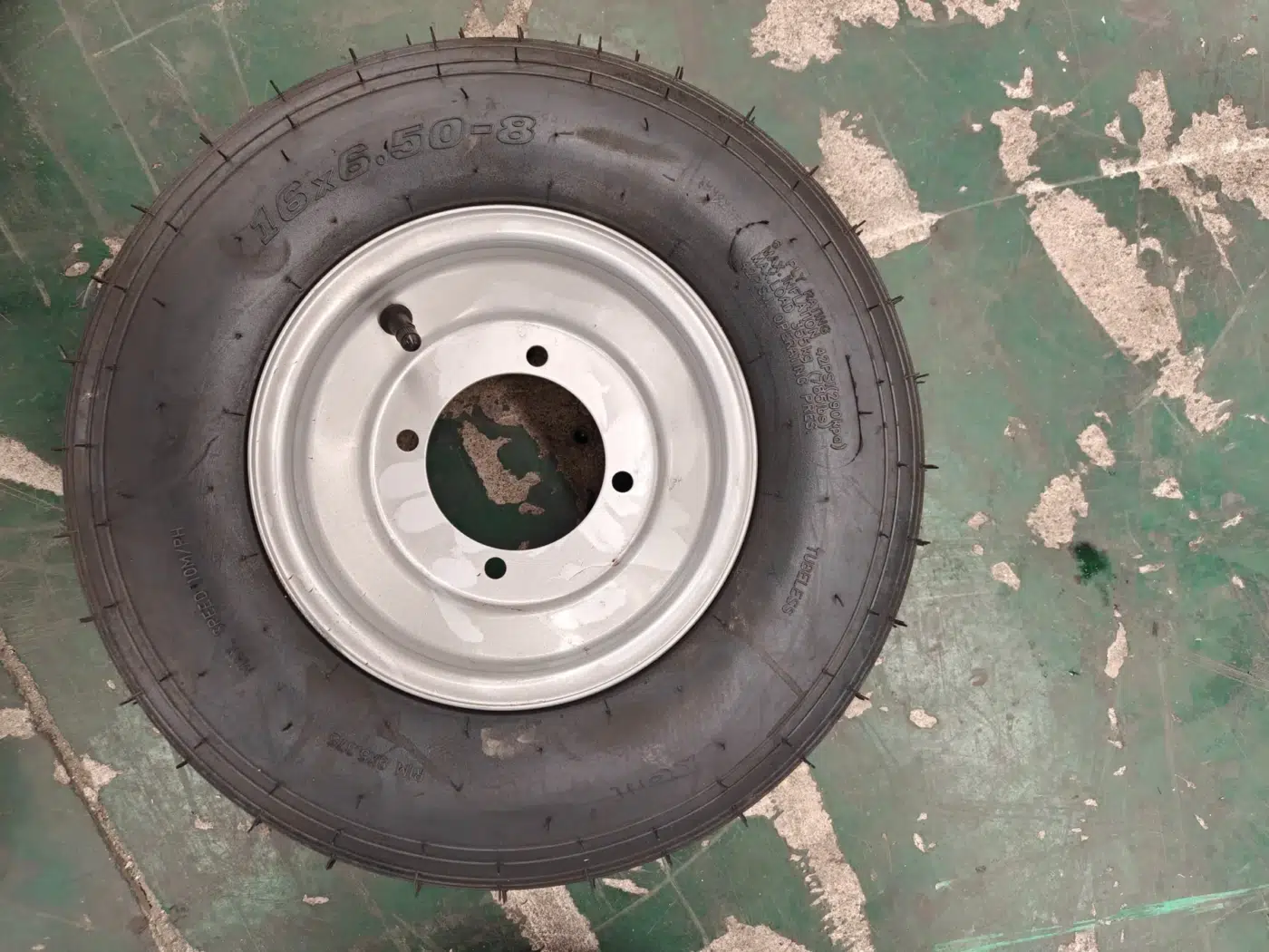 Go-kart tire, alternate view component photograph for electric go-karts; exact model compatibility to be confirmed